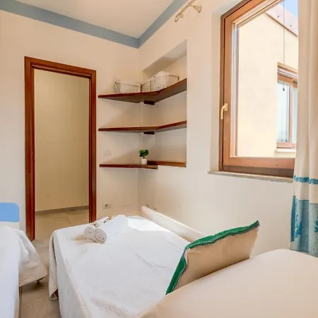 Esclusiva Con 600mq Di Giardino Sulla Della Pelosa Feriehus *