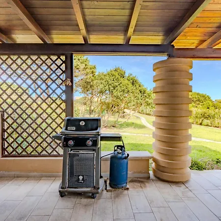 Esclusiva Con 600mq Di Giardino Sulla Della Pelosa Holiday home