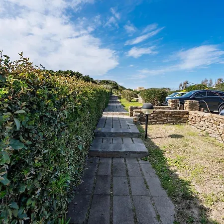 Esclusiva Con 600mq Di Giardino Sulla Della Pelosa Feriehus