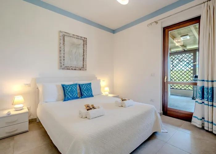 Vakantiehuis Esclusiva Con 600mq Di Giardino Sulla Della Pelosa *